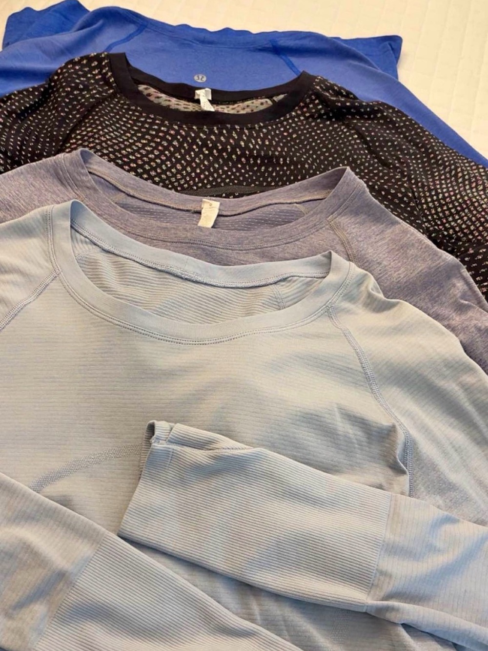 4 Lululemon Long Sleeve Tops Size 10
